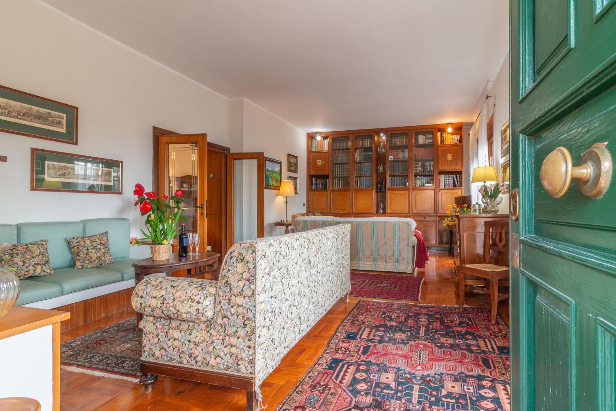 Spaziosa Villa Bifamiliare 坎帕尼亚诺·迪罗马 外观 照片